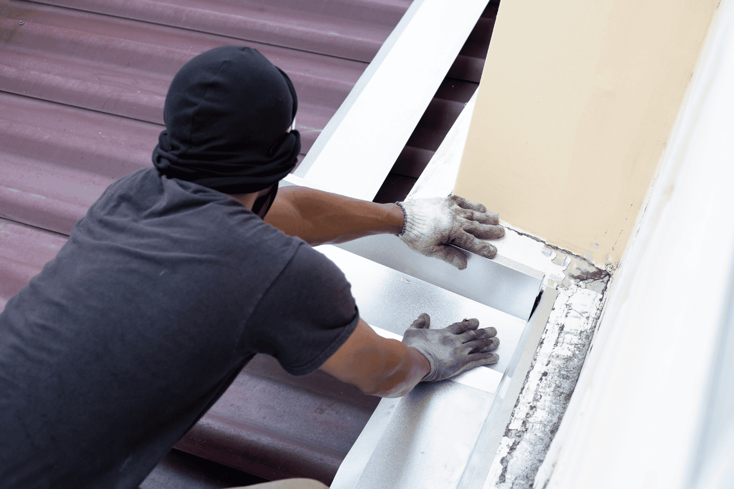 Leak and Damage Repair for New Hampshire Roof Decisions